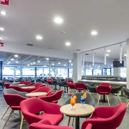 Otel California Garden 3*