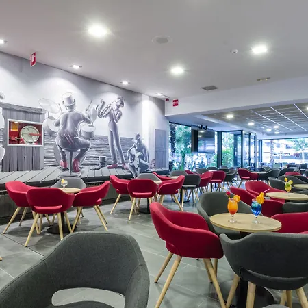 California Garden 3*