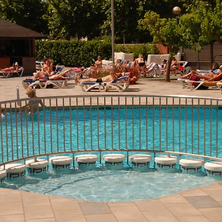 California Garden Hotel 3*