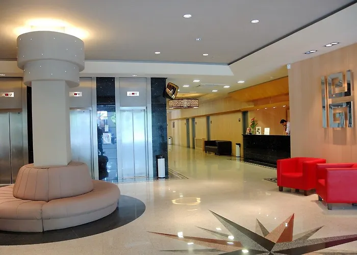 فندق California Garden 3*